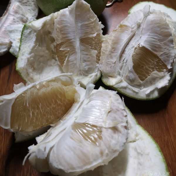 Am Phawa Honey Fragrant Pomelo (安帕瓦蜂蜜香柚) - Image 2
